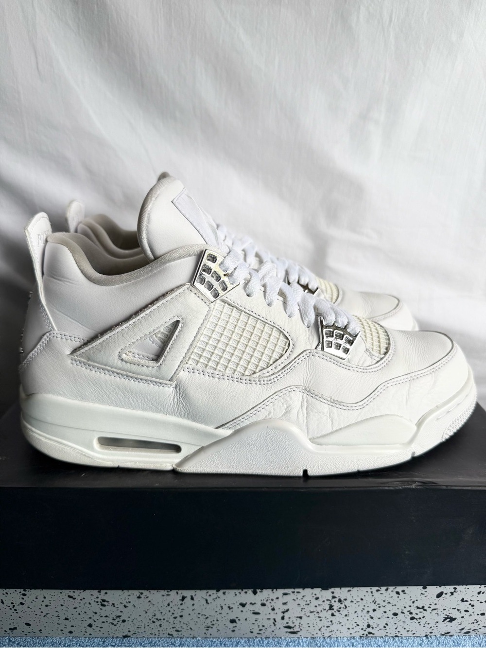 AUTHENTIC Jordan 4 Retro Pure Money size 11.5  308497-100 2017 PRE-OWNED